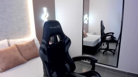 Snapshot of olivia_willoow chatting on March 2026 02:37:02 AM olivia_willoow online show from March 2026 02:37:02 AM