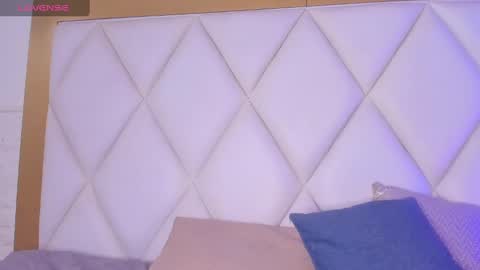 OLIVIA online show from February 2025 01:23:02 AM