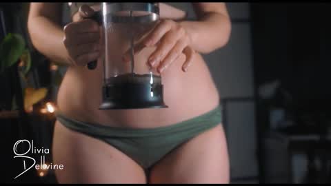 Snapshot of oliviadellvine chatting on October 2025 01:15:01 AM Olivia online show from October 2025 01:15:01 AM