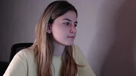 Olivia and Niko online show from October 2025 11:11:02 PM