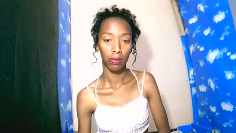 Snapshot of oliviah27 chatting on October 2025 07:31:01 PM oliviah27 online show from October 2025 07:31:01 PM