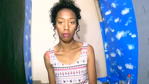 Snapshot of oliviah27 chatting on October 2025 07:48:01 AM oliviah27 online show from October 2025 07:48:01 AM