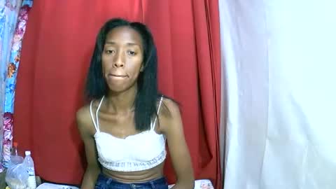 Snapshot of oliviah27 chatting on October 2025 05:11:02 PM oliviah27 online show from October 2025 05:11:02 PM