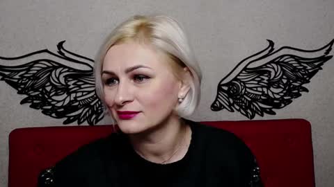 Snapshot of oliviahorst chatting on December 2024 06:11:02 AM OliviaHorst online show from December 2024 06:11:02 AM