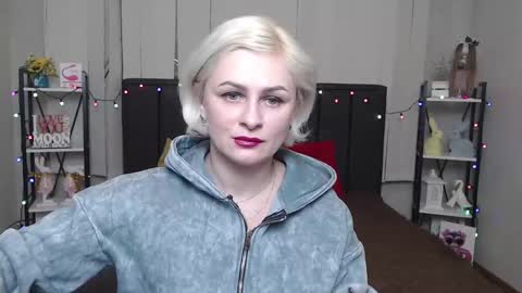 Snapshot of oliviahorst chatting on January 2025 12:06:02 PM OliviaHorst online show from January 2025 12:06:02 PM