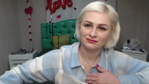 Snapshot of oliviahorst chatting on March 2025 09:23:02 AM OliviaHorst online show from March 2025 09:23:02 AM