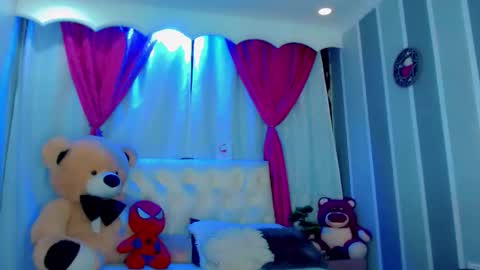 oliviahot01 online show from March 2026 01:44:02 AM