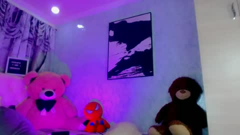 oliviahot01 online show from June 2026 02:44:01 AM