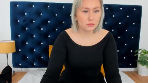 Olivia online show from February 2026 11:27:02 AM