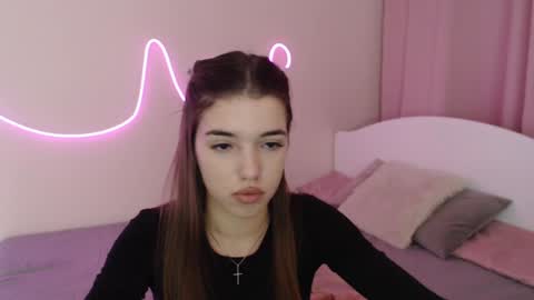 Olivia online show from December 2024 10:32:01 PM