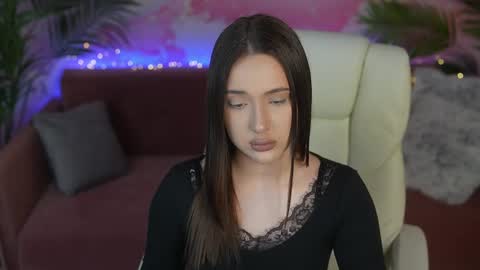 Olivia online show from May 2026 06:59:01 PM
