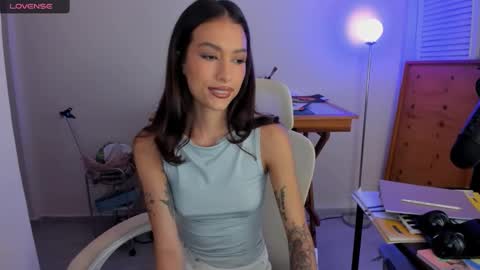 Snapshot of oliviaoliviaprince chatting on October 2025 06:39:01 PM Olivia online show from October 2025 06:39:01 PM