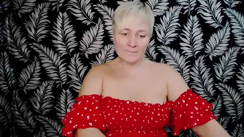 Kelly online show from December 2024 04:46:02 PM