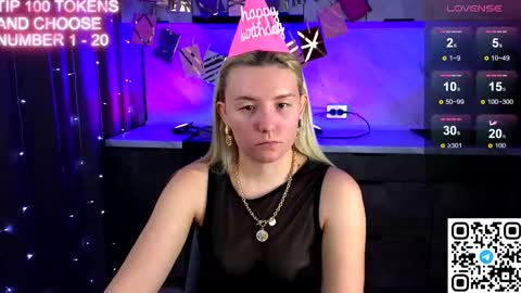 Snapshot of oliviashepard chatting on December 2024 04:09:01 AM oliviashepard online show from December 2024 04:09:01 AM