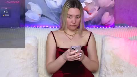 Snapshot of oliviashepard chatting on February 2025 03:09:02 AM oliviashepard online show from February 2025 03:09:02 AM