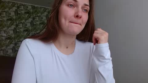 Snapshot of oliviashiny chatting on March 2026 06:10:01 AM Olivia online show from March 2026 06:10:01 AM