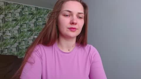 Snapshot of oliviashiny chatting on April 2026 04:21:02 AM Olivia online show from April 2026 04:21:02 AM