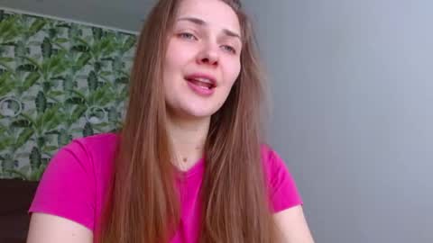 Snapshot of oliviashiny chatting on April 2026 04:22:01 AM Olivia online show from April 2026 04:22:01 AM