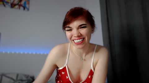 Snapshot of olivka_flower chatting on February 2025 09:42:02 PM Angelina Lina online show from February 2025 09:42:02 PM