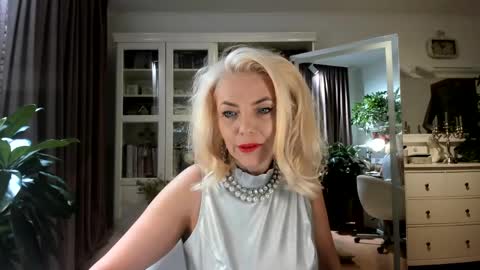 ollalla7 online show from May 2026 07:52:02 PM