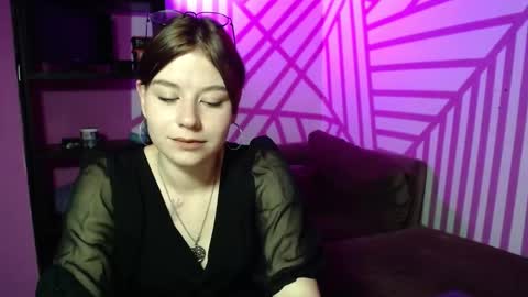 Snapshot of oltaroom chatting on September 2025 01:10:01 AM Olta online show from September 2025 01:10:01 AM