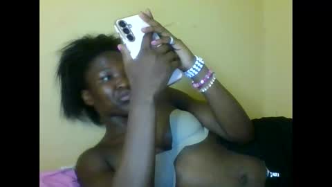 olwami3 online show from October 2025 04:42:01 PM