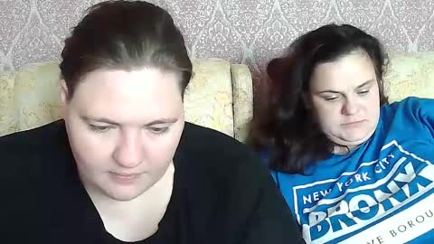 OlyaAndNetty online show from June 2026 09:14:01 AM