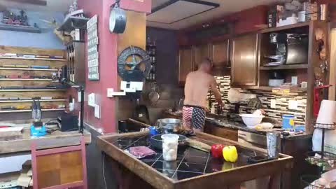 Norm online show from November 2025 10:04:01 PM