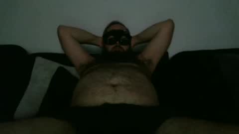Snapshot of on_the_low chatting on September 2025 05:50:01 AM On the Low online show from September 2025 05:50:01 AM