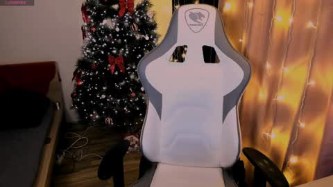 Snapshot of on_yxxx chatting on January 2025 06:52:01 PM on_yxxx online show from January 2025 06:52:01 PM