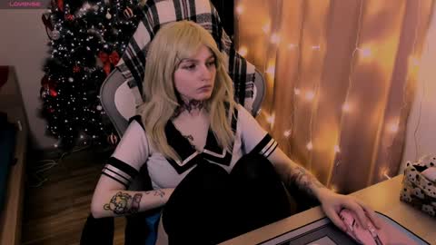 Snapshot of on_yxxx chatting on February 2025 09:04:01 PM on_yxxx online show from February 2025 09:04:01 PM