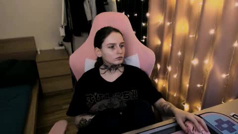 Snapshot of on_yxxx chatting on September 2025 07:58:01 PM on_yxxx online show from September 2025 07:58:01 PM