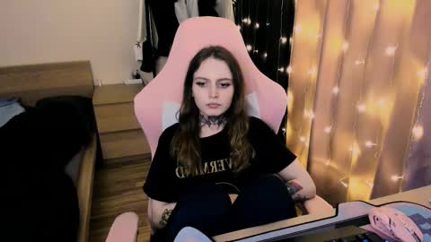 Snapshot of on_yxxx chatting on September 2025 07:58:02 PM on_yxxx online show from September 2025 07:58:02 PM