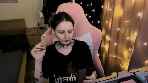Snapshot of on_yxxx chatting on October 2025 06:32:02 PM on_yxxx online show from October 2025 06:32:02 PM