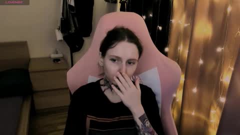 Snapshot of on_yxxx chatting on October 2025 06:08:02 PM on_yxxx online show from October 2025 06:08:02 PM