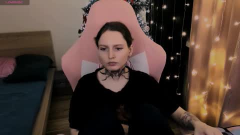 on_yxxx online show from November 2025 06:51:02 PM