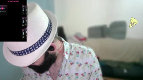 ona nisme online show from December 2025 06:02:01 PM