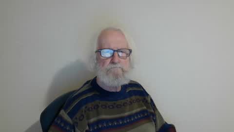 Snapshot of onanister chatting on January 2025 09:12:01 PM Somewhere over the rainbow online show from January 2025 09:12:01 PM