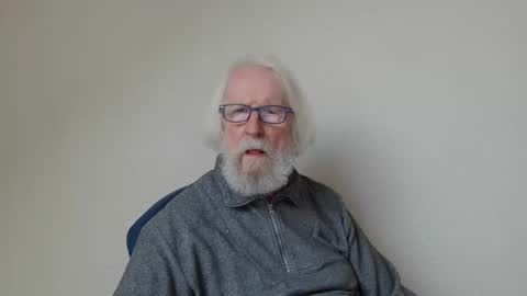 Snapshot of onanister chatting on January 2025 03:21:01 PM Somewhere over the rainbow online show from January 2025 03:21:01 PM