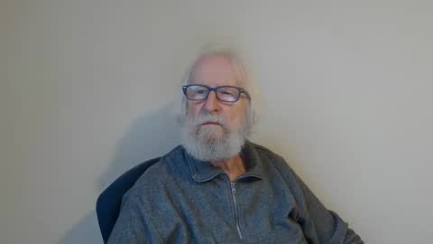 Snapshot of onanister chatting on January 2025 07:57:01 AM Somewhere over the rainbow online show from January 2025 07:57:01 AM