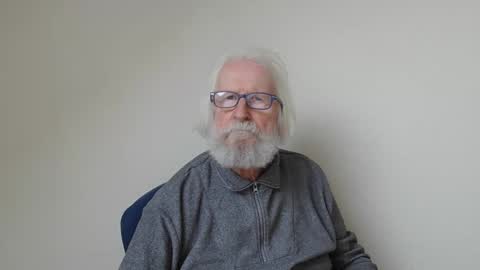 Snapshot of onanister chatting on January 2025 12:47:02 PM Somewhere over the rainbow online show from January 2025 12:47:02 PM