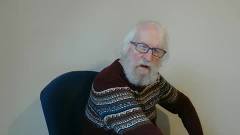 Snapshot of onanister chatting on February 2025 08:13:02 AM Somewhere over the rainbow online show from February 2025 08:13:02 AM