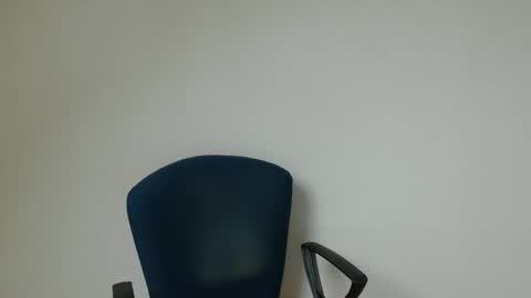 Snapshot of onanister chatting on February 2025 01:54:01 PM Somewhere over the rainbow online show from February 2025 01:54:01 PM