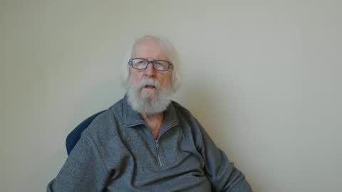 Snapshot of onanister chatting on February 2025 07:48:01 AM Somewhere over the rainbow online show from February 2025 07:48:01 AM