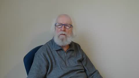 Snapshot of onanister chatting on February 2025 08:22:02 AM Somewhere over the rainbow online show from February 2025 08:22:02 AM