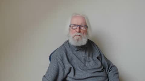 Snapshot of onanister chatting on February 2025 02:25:01 PM Somewhere over the rainbow online show from February 2025 02:25:01 PM