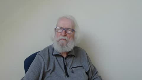 Snapshot of onanister chatting on March 2025 07:49:02 AM Somewhere over the rainbow online show from March 2025 07:49:02 AM