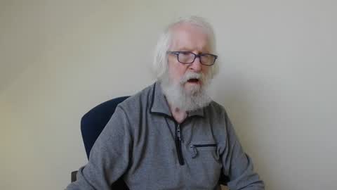 Snapshot of onanister chatting on March 2025 07:38:02 AM Somewhere over the rainbow online show from March 2025 07:38:02 AM