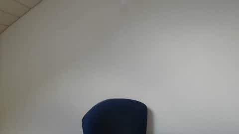 Snapshot of onanister chatting on September 2025 01:55:01 PM Somewhere over the rainbow online show from September 2025 01:55:01 PM