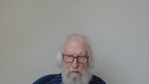 Snapshot of onanister chatting on October 2025 07:36:02 AM Somewhere over the rainbow online show from October 2025 07:36:02 AM